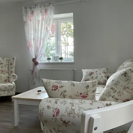 Na Návsi 19 U Hluboké *