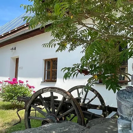 Na Návsi 19 U Hluboké Apartmán